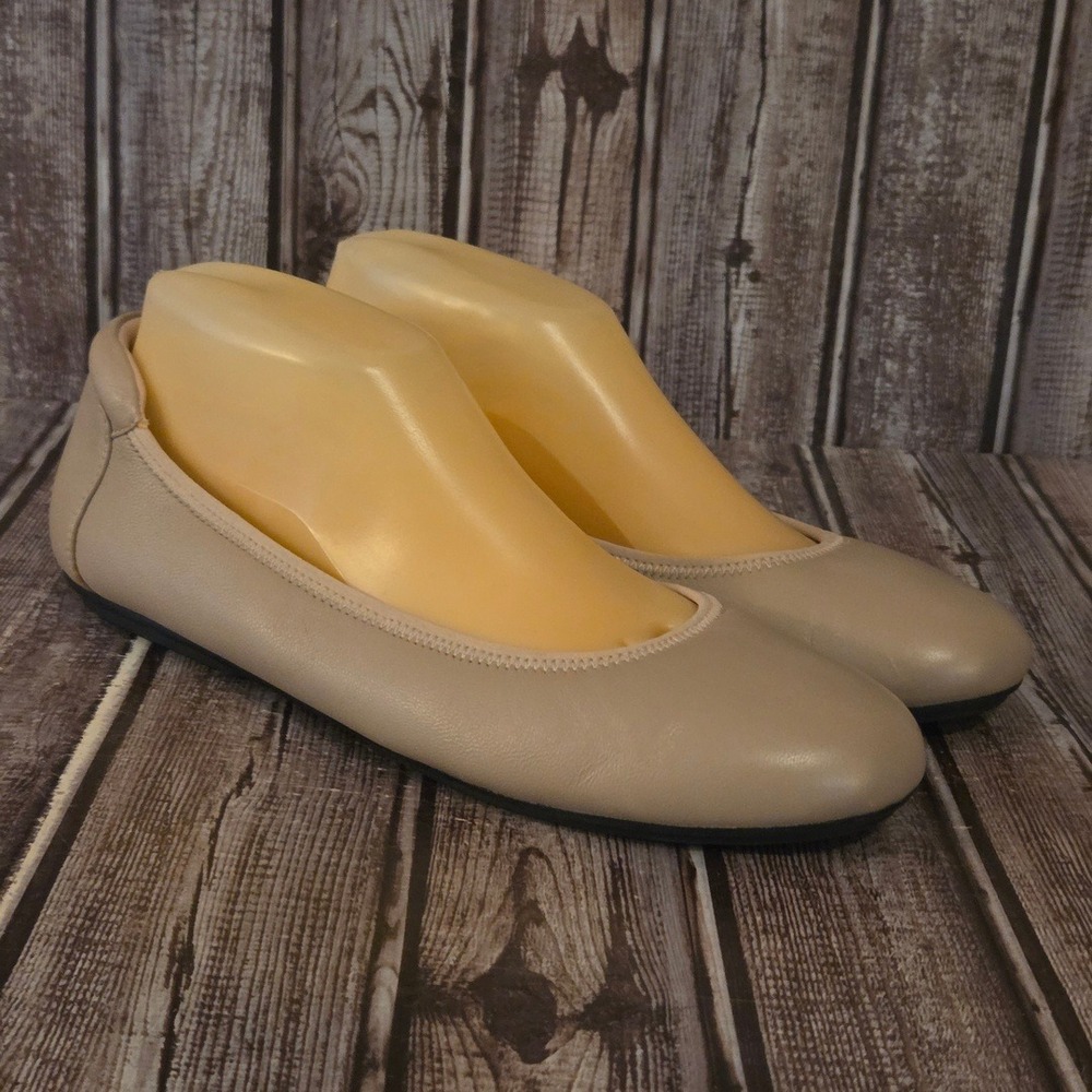 Sz 9 Womens Apex Beige Leather Round Toe Ballet Comfort Flats Shoes VGUC!